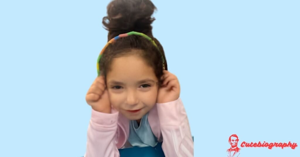 Zoey Felix
